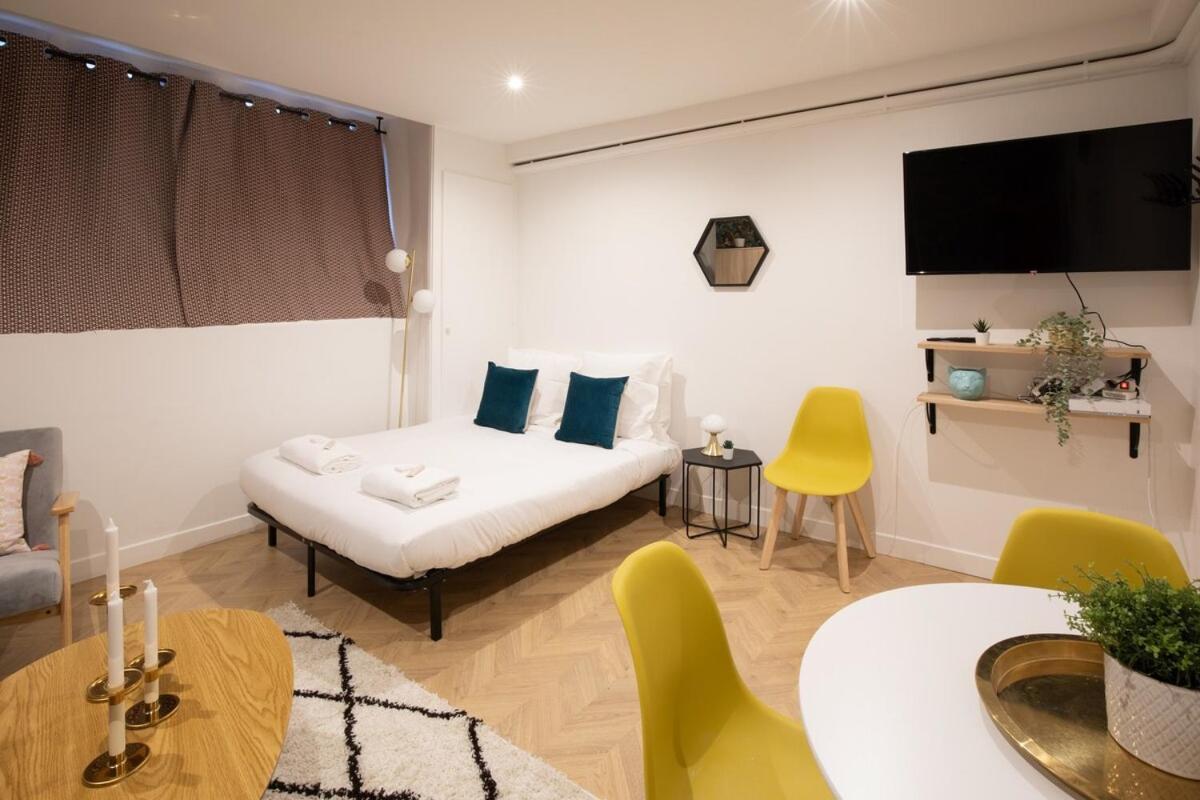 Appartement Charmant Proche De L'Arc Triomphe -2P ปารีส ภายนอก รูปภาพ